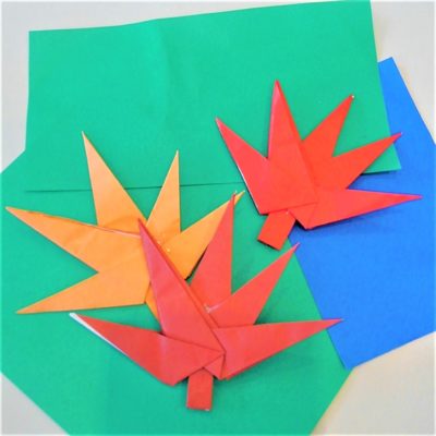 折り紙の紅葉 楓の折り方と切り方 簡単な秋のリースにもピッタリ作り方とは 横浜デート人気おすすめ