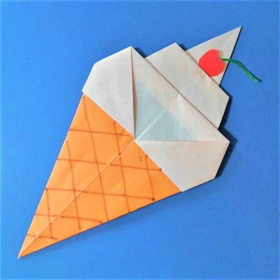 折り紙ソフトクリームの折り方作り方 簡単アイスクリーム 横浜デート人気おすすめ