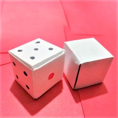 折り紙サイコロの簡単な折り方作り方 手作りおもちゃ 横浜デート人気おすすめ
